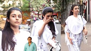 Hero Gayab Mode On Fame Yesha Rughani Mournful Arrive To Pay Last Respect At Nitesh Pandey FuneraI