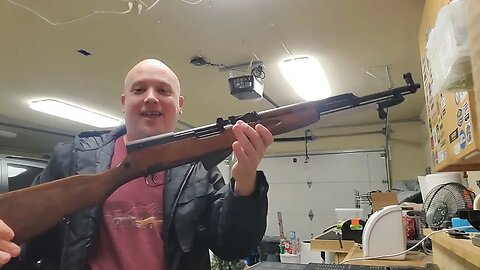 Upcoming Texas Gun Vault Reviews - Cool older firearms - Glock 22 Gen 2 & Russian made SKS