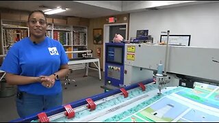 Let's Visit the Peace by Piece Quilt Shop in Biloxi, MS. Check out this Full Frame Quilting Machine!