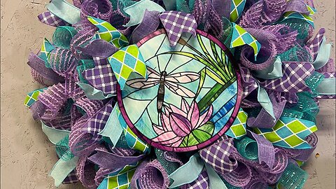 Dragonfly Stained Glass Deco Mesh Wreath |Hard Working Mom |How to