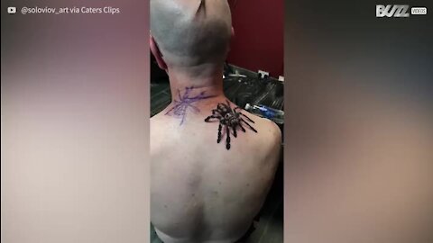 Tatuagem de tarântula é extremamente realista