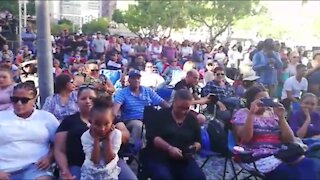 SOUTH AFRICA - Cape Town - The pre-festival Free Community Concert(video) (cKL)