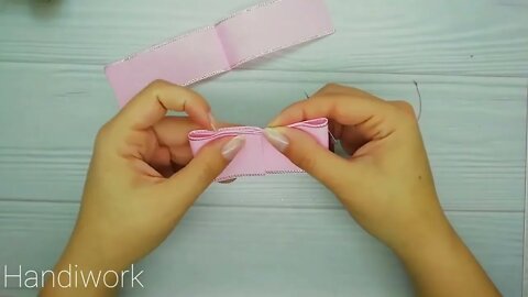 Amazing magic and easy ribbon bows/LAÇOS DE fita/DIY Handiwork