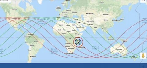 risk zone Chinese rocket may crash into. Live tracking China rocket.