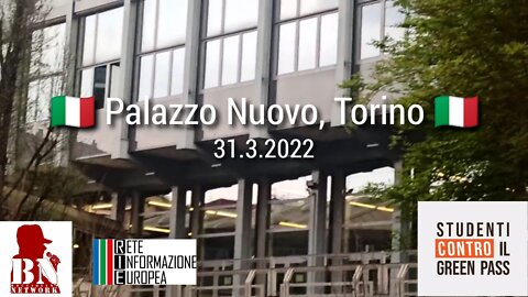 🇮🇹 Studenti contro il green pass a Palazzo Nuovo a Torino 🇮🇹