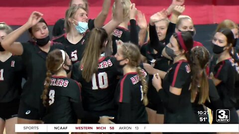 State Volleyball: Day 1 Highlights