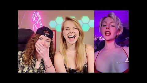 Reacting To LESBIAN TikTok THIRST TRAPS! - Hailee And Kendra