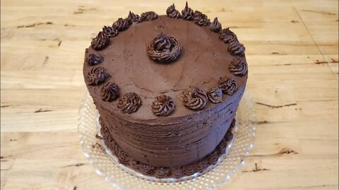 Chocolate Frosting - Jo's Cake - Easy Creamy Luscious No-Cook Cake Frosting - The Hillbilly Kitchen