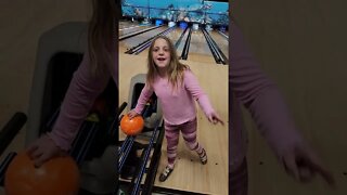 ellie bowling