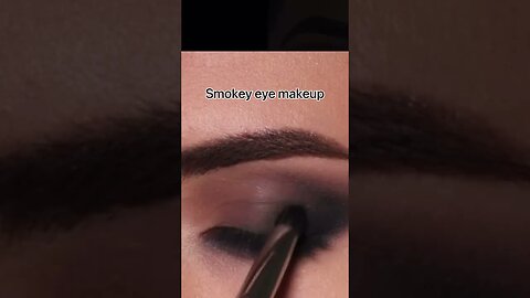 🔥👁️ SMOKEY EYE MAKEUP TUTORIAL | Step-by-Step Guide | #shorts #trending #beautyhacks #eyemakeup