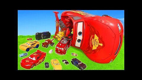 Different Sized Lightning McQueen Cars!