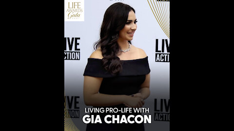 Gia Chacon | Red Carpet Interview At Life Awards 2021