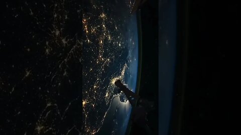 STUNNING VIEW of the EARTH - Recognize the area? #space