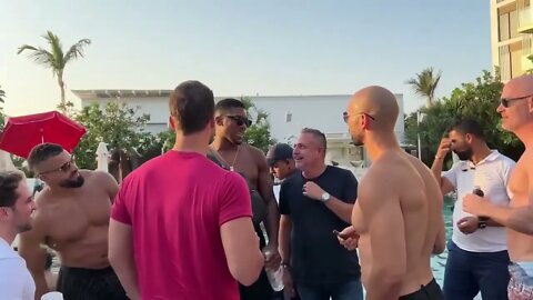 Andrew Tate & Tristan Tate Meet Anthony Joshua In Dubai!