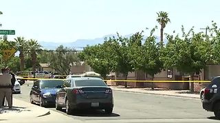 Shooting ends with Las Vegas police chasing down suspect