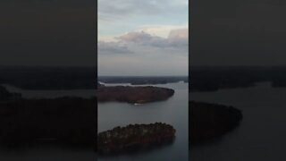 DJI MINI 2 Flying Over Lake!