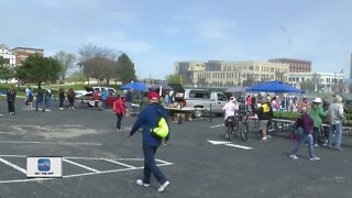 Downtown Manitowoc Farmers Market reopens after three week delay