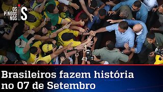 Povo lota a Paulista para defender a liberdade e ouvir Bolsonaro