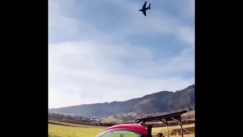 WATCH | Airplane Crash Landing