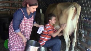 Doing Chores with Texas Mom