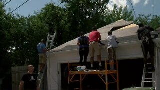 Volunteers Transform Neighborhoods in Milwaukee Area