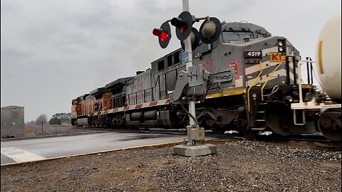 KCS Gray Ghost (KCS 4519) and just BNSF, no Union Pacific - Hinckley Sub