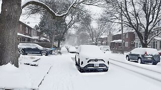 Toronto Snow Walk and Homes in Old City Neighborhood - Lawrence Park North