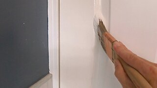 Tips To Minimize Brush marks - Paint A Door Using A Brush