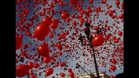 Red Balloons