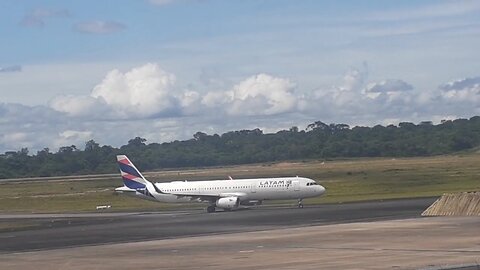 Airbus A321 PT-MXP vindo de Brasília para Manaus