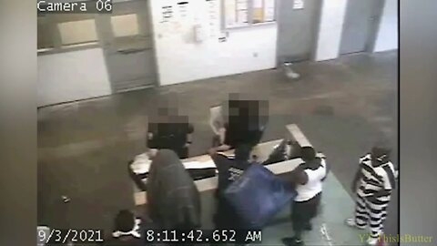 Video shows inmates attacking Richland County jail officers during riot