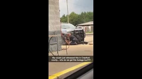 Arkansas deputies seen on camera beating up person, under investigation