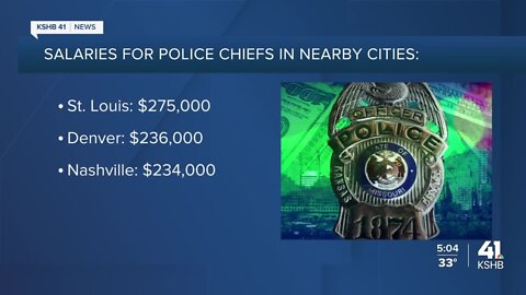 How Graves salary compares to other police chiefs