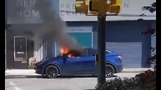 Tesla Locked Driver In Car As It Burst Into Flames - HaloNews