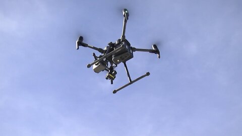 Droni di sorveglianza in tutta la città - Un avvertimento per tutti