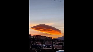 WATCH: Bizarre UFO-like cloud spotted over Turkey