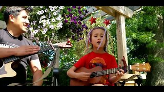 'One Love' a Bob Marley chorus covered by Penny with her ukulele🤗🎶