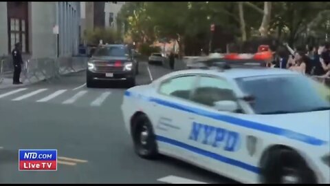 TRUMP❤️🇺🇸🥇🪽MOTORCADE🤍🇺🇸🏅🚓🚙🛻🚙🚐🚓ESCORTED BY NYPD💙🇺🇸🪽🏛️🚔🛻🚙🚓⭐️