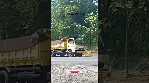 Truck Pasir Kuning Menanjak
