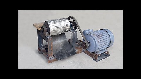 Making a Coconut 🥥🌴 Scraper machine Ⓜ️