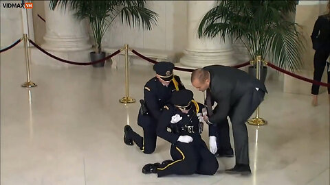 Honor Guard Collapses As Justice Sandra Day O'Connor Lies In Repose