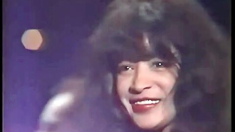 Ronnie Spector - Say Goodbye to Hollywood & Nothing but a Heartache - Live 1991