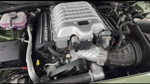 Dodge Challenger Hellcat Redeye review 🔥
