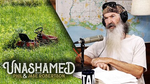 Phil’s Hilarious Reason Not to Mow His Yard & a Duck Commander Employee’s Moving Testimony | Ep 530