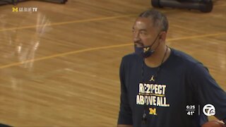 Juwan Howard jokes about wearing throwback uniform while coaching