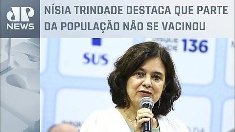 Ministra da Saúde critica ‘política desastrosa’ do governo Bolsonaro e anuncia memorial da Covid-19