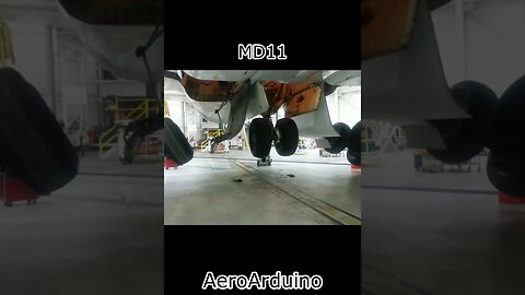 Watch Massive Dinosaur MD11 Landing Gear Hangar Swing #Aviartion #Fly #AeroArduino
