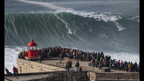 Huge Waves Were Recorded By The Camera