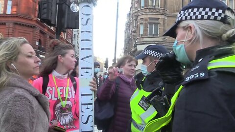 MORE Arrests London in LOCKDOWN - Positive Test