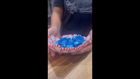 DIY Peppermint Candy Bowl